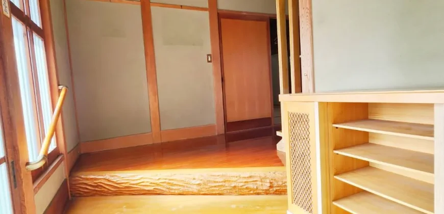 【中古一戸建て】荒尾市 本井手 2階建 ５ＳＤＫ