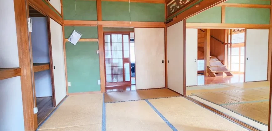【中古一戸建て】荒尾市 本井手 2階建 ５ＳＤＫ
