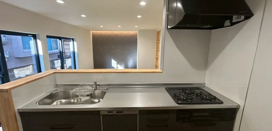 荒尾市 一部 2階建 ４ＬＤＫ 中古住宅 フルリノベーション